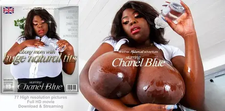 Chanel Blue、ebony BBWがソロセッションで巨大な胸にオイルを塗る