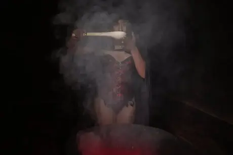 Misty Stone a Desiree Dulce v žhavém trojce s nerdem