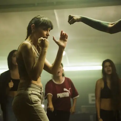 Silvia Rubi, Viktoria Vaar a Cintia Shapiro si to rozdávají ve Fight Clubu