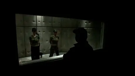 Christina Carter & Riley Rey: Militaire meisjes gedisciplineerd door een hete lesbienne