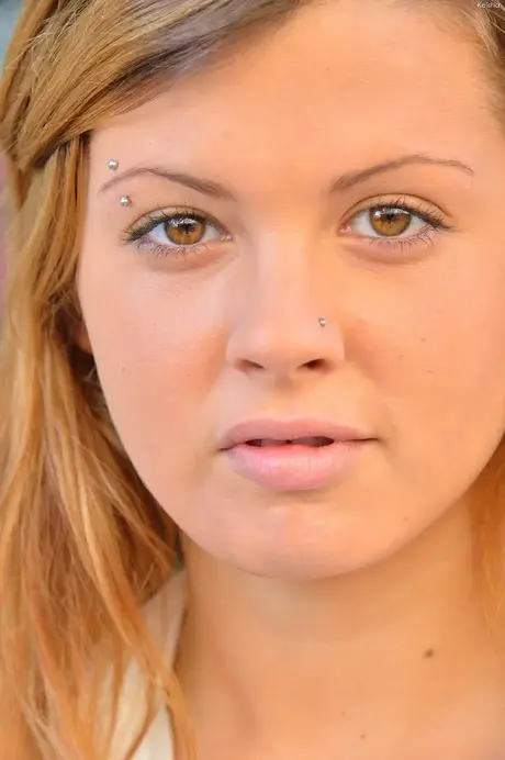 Zcela přirozená americká kráska Keisha Grey se na veřejnosti chová nezbedně