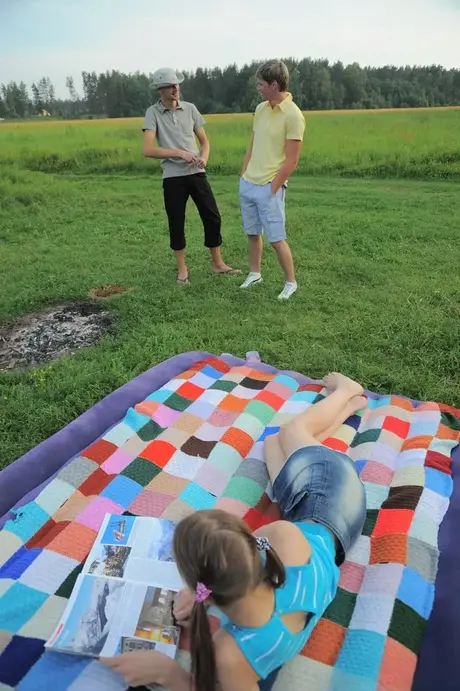 Oksana v vášnivém outdoorovém trojce se dvěma hřebci