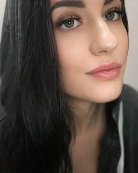 Sexy kompilace okouzlující krásky, která pokouší v bralette s velkými prsy