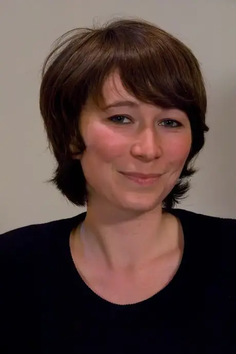 Claudia LeNoir: зажимы для сосков и вибрации доводят её до оргазма