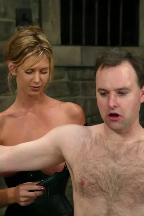 Images hot d'Andy Mann et Brooke Banner dans Men In Pain