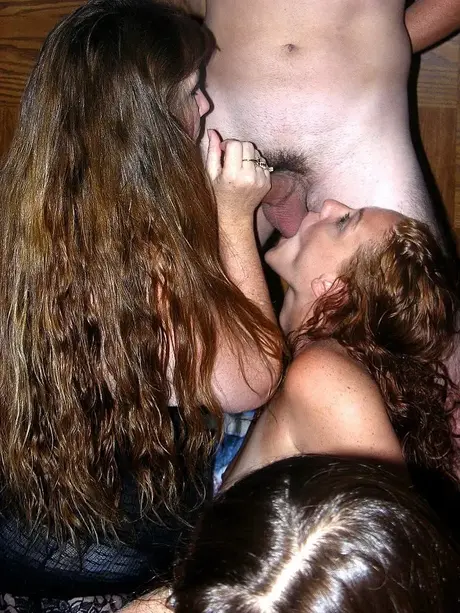 Amateur Babes Deliver a Satisfying Double Blowjob in a POV Oral Threesome