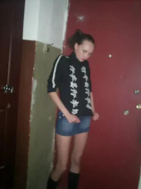 Tanya, the amateur babe with small boobs, gets fucked in a denim skirt